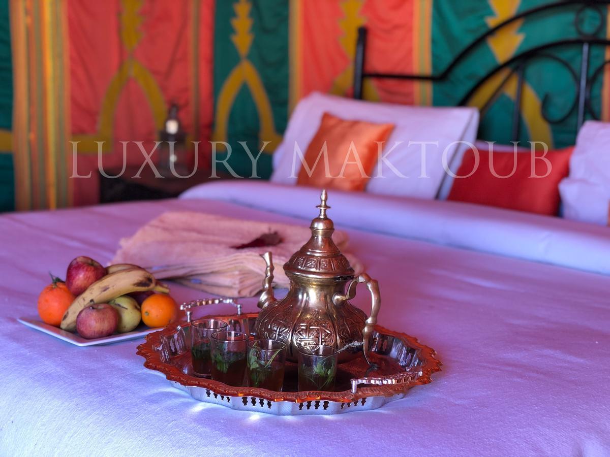 Готель Luxury Maktoub Мерзуга Екстер'єр фото