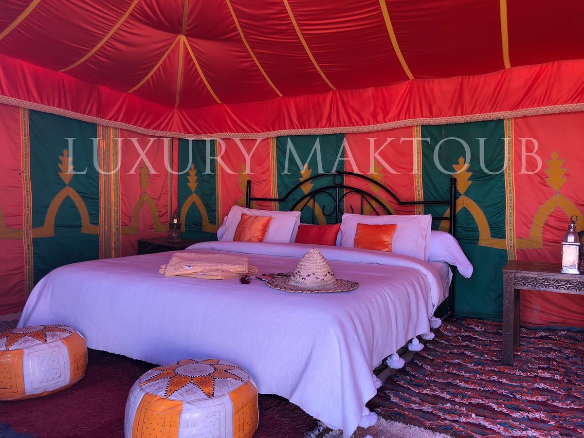 Готель Luxury Maktoub Мерзуга Екстер'єр фото