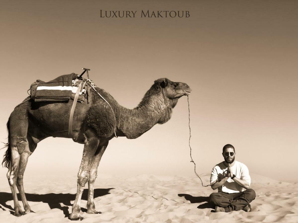 Готель Luxury Maktoub Мерзуга Екстер'єр фото